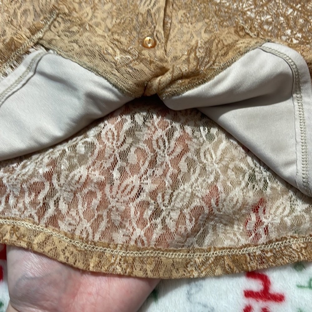 Rampage clothing CO lace button up top - Picture 5 of 8
